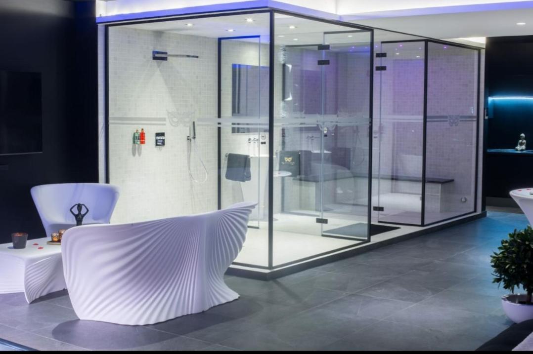 Les Secrets Rooms Hagondange Bagian luar foto